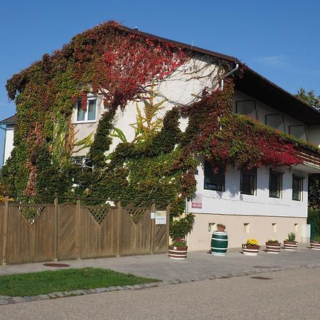 Wein & Landhaus Willi Opitz Illmitz Exterior photo